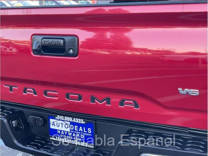 Toyota Tacoma 2017 price $32,999