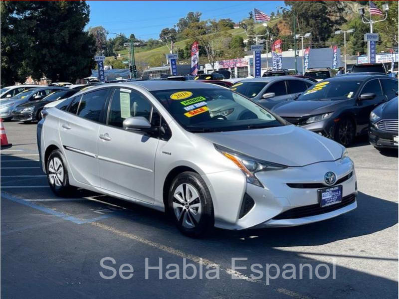 Toyota Prius 2018 price Call for Pricing.