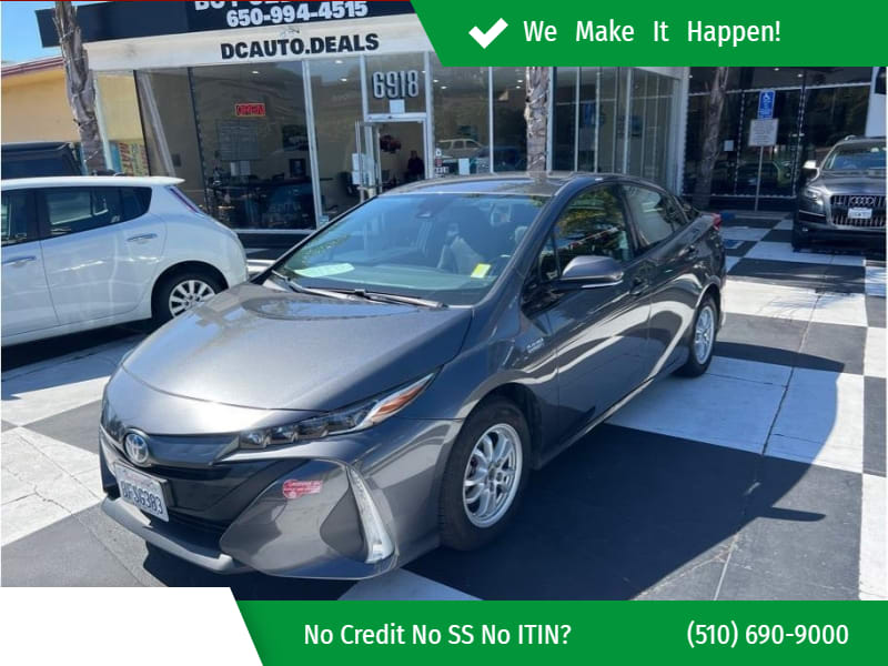 Toyota Prius 2018 price $30,999