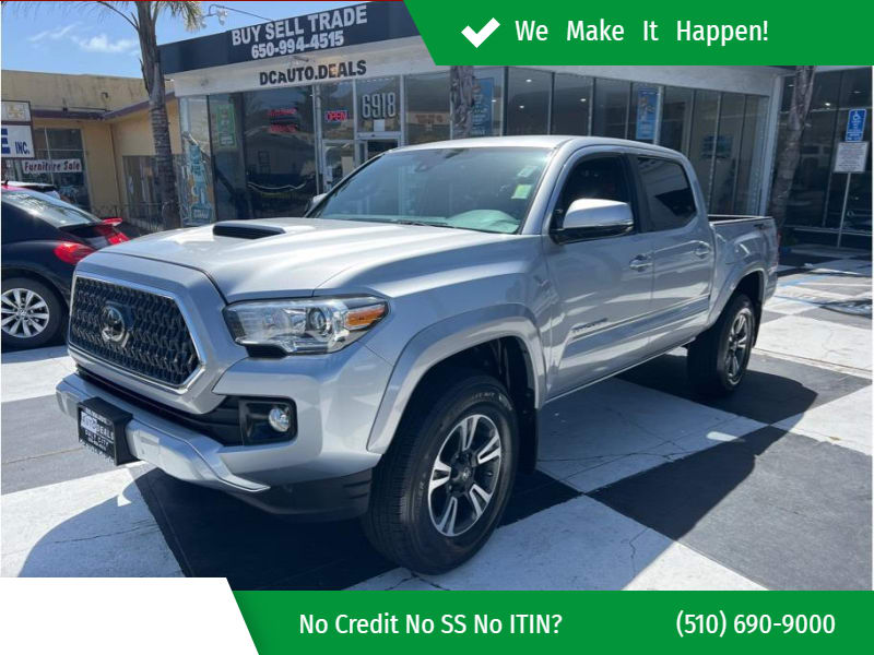 Toyota Tacoma 2018 price $31,999