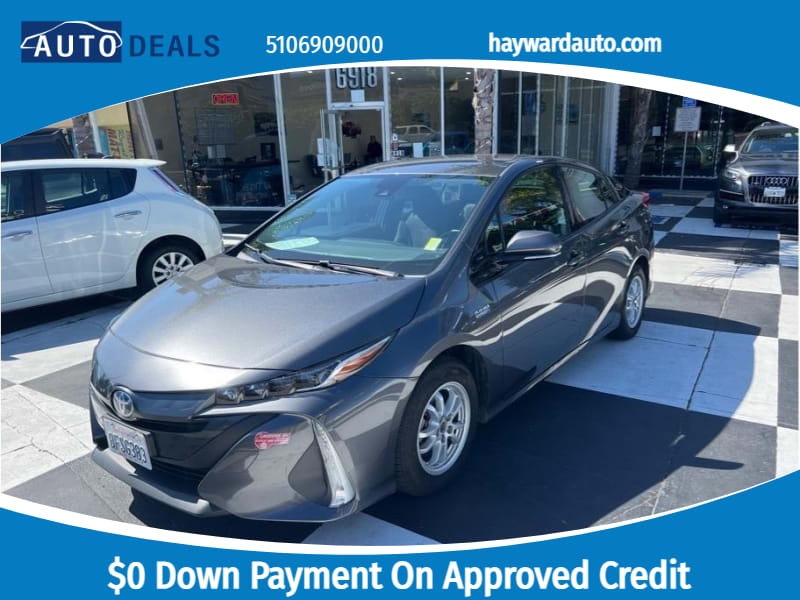 Toyota Prius 2018 price $30,999