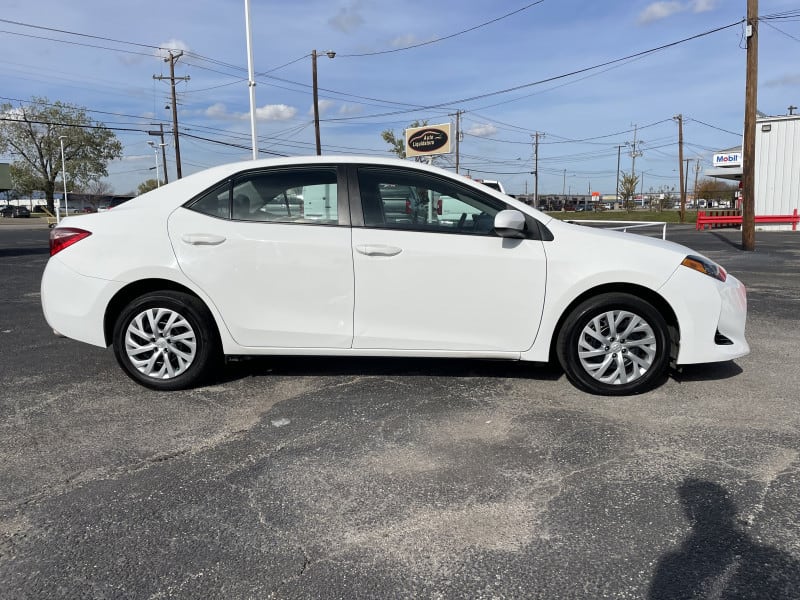 Toyota COROLLA 2019 price $14,700