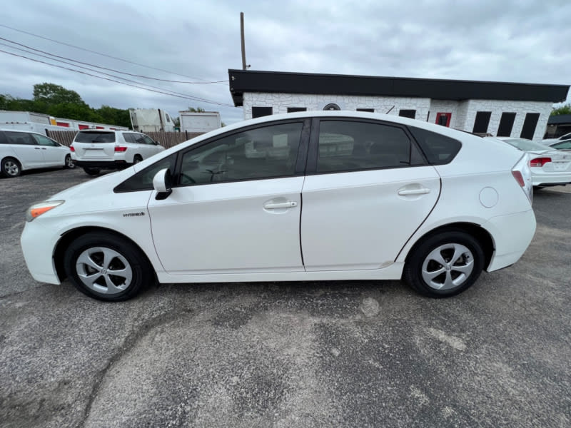 TOYOTA PRIUS 2013 price $10,895