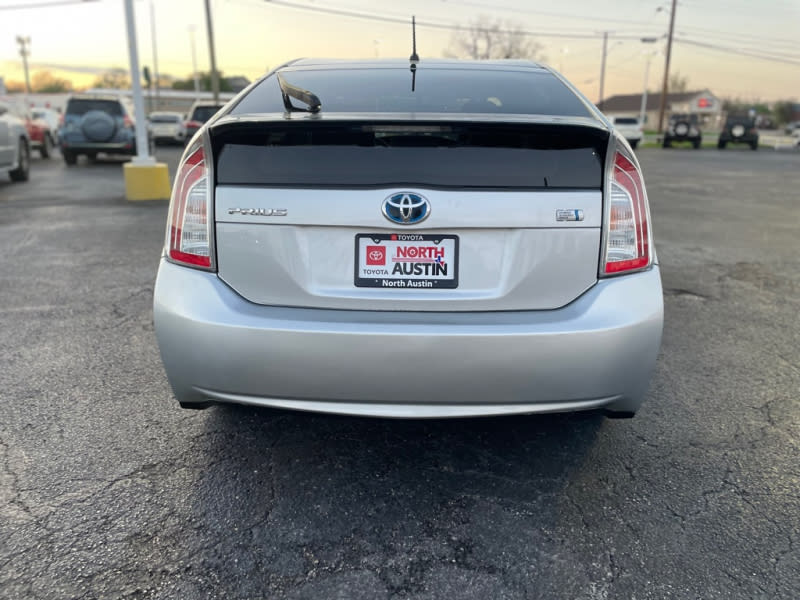 Toyota Prius 2013 price $9,450