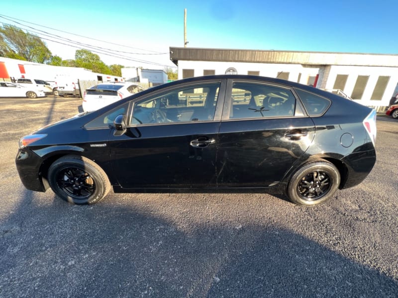 TOYOTA PRIUS 2015 price $14,400