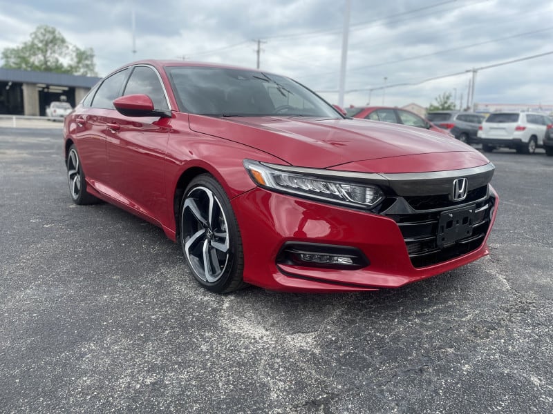 Honda Accord Sedan 2019 price $17,995