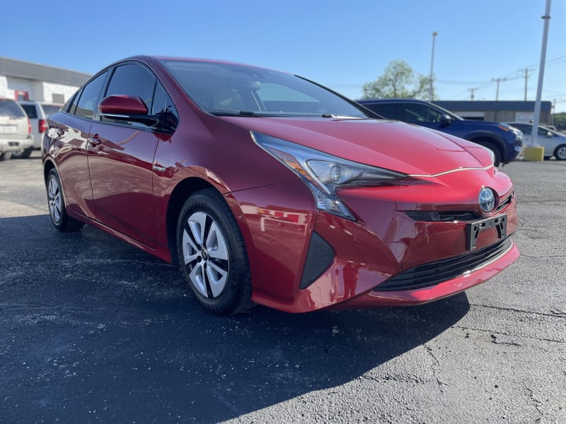 Toyota Prius 2017 price $16,995