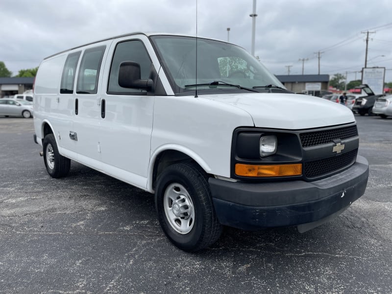 Chevrolet Express Cargo Van 2016 price $17,995