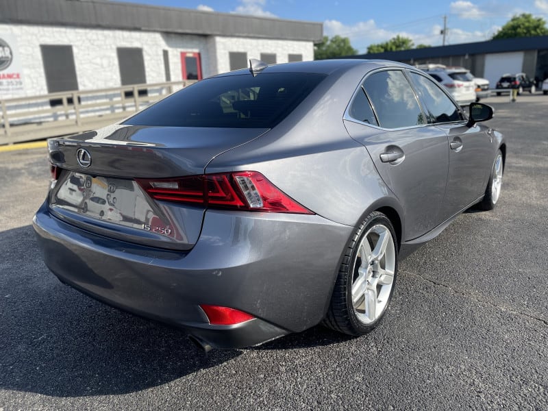 Lexus IS 250 2014 price $15,995