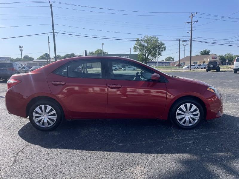 Toyota Corolla 2014 price $11,995