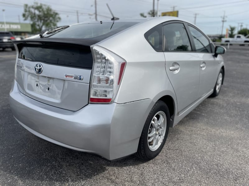 Toyota Prius 2011 price $9,995