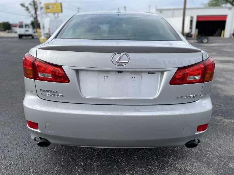 Lexus IS 250 2007 price $9,995