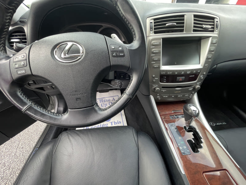 Lexus IS 250 2007 price $9,995