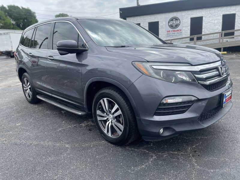 Honda Pilot 2016 price $16,995