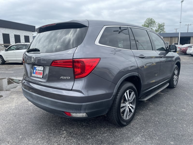 Honda Pilot 2016 price $16,995