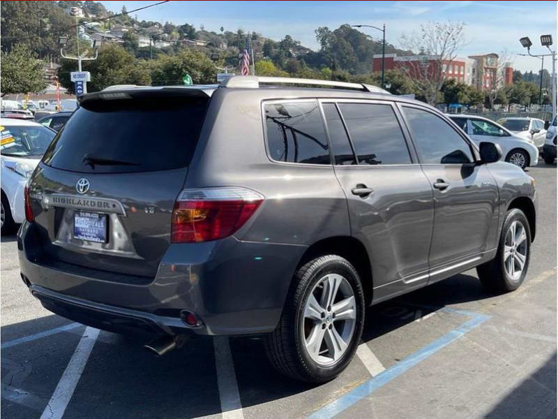 Toyota Highlander 2008 price $12,999