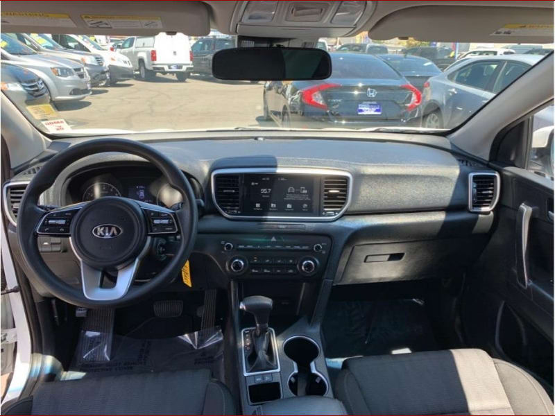 Kia Sportage 2021 price $18,999