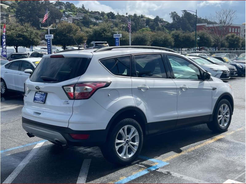 Ford Escape 2018 price $14,999