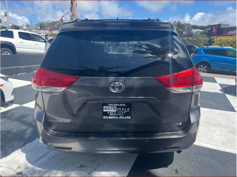 Toyota Sienna 2013 price $14,999