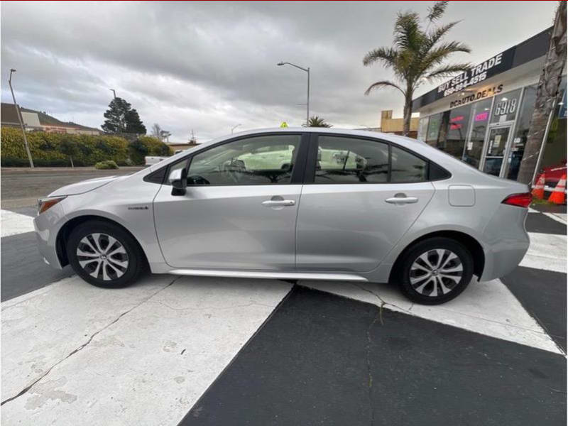 Toyota Corolla 2021 price $26,999