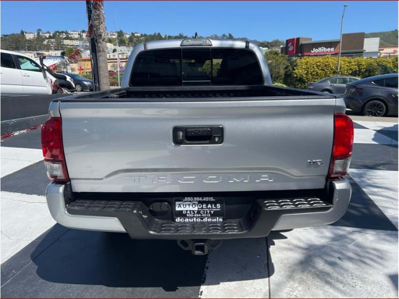 Toyota Tacoma 2018 price $31,999