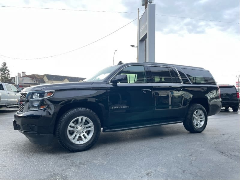 Chevrolet Suburban 2019 price $43,888