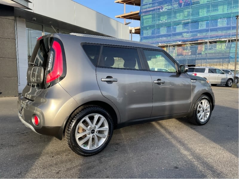 Kia Soul 2017 price $15,888