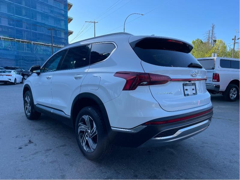 Hyundai Santa Fe 2021 price $33,488