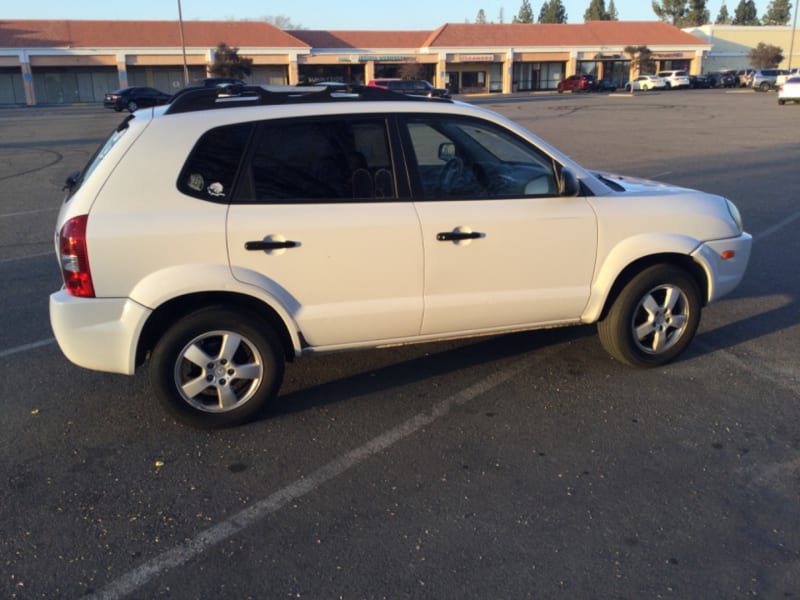 Hyundai Tucson 2006 price $3,600