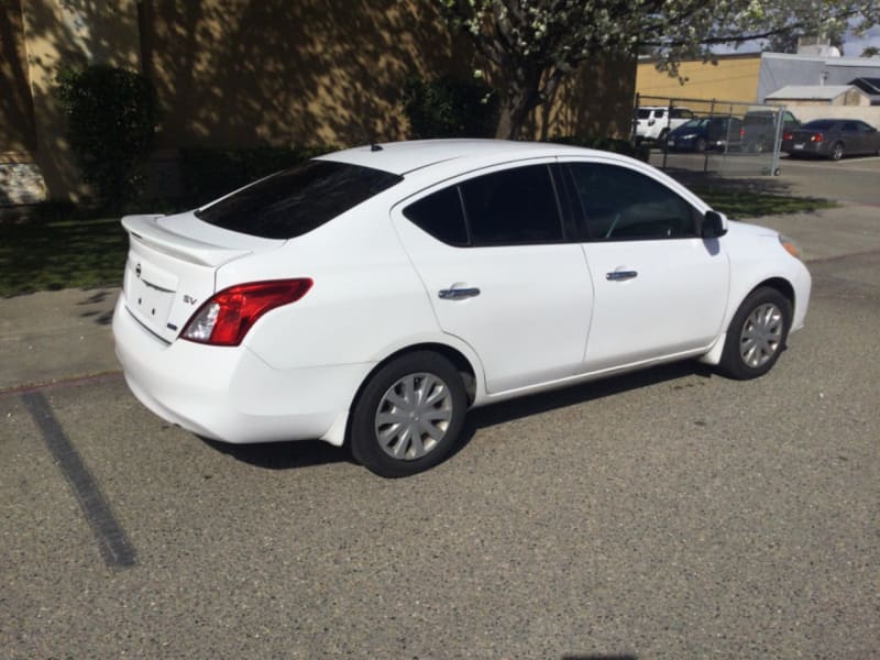 Nissan Versa 2014 price $5,499