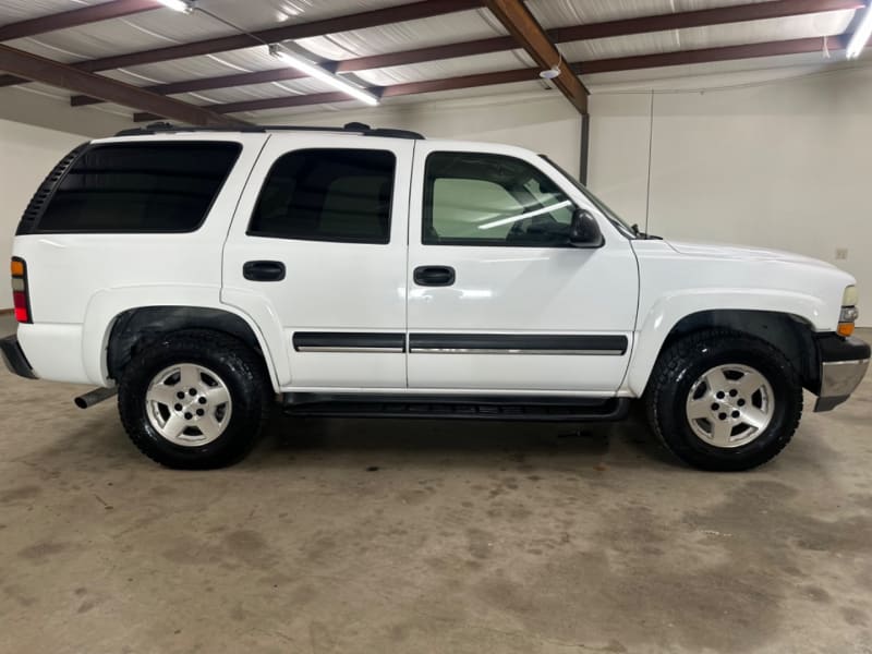 Chevrolet Tahoe 2004 price $8,900