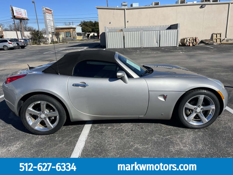 Pontiac Solstice 2007 price $11,995