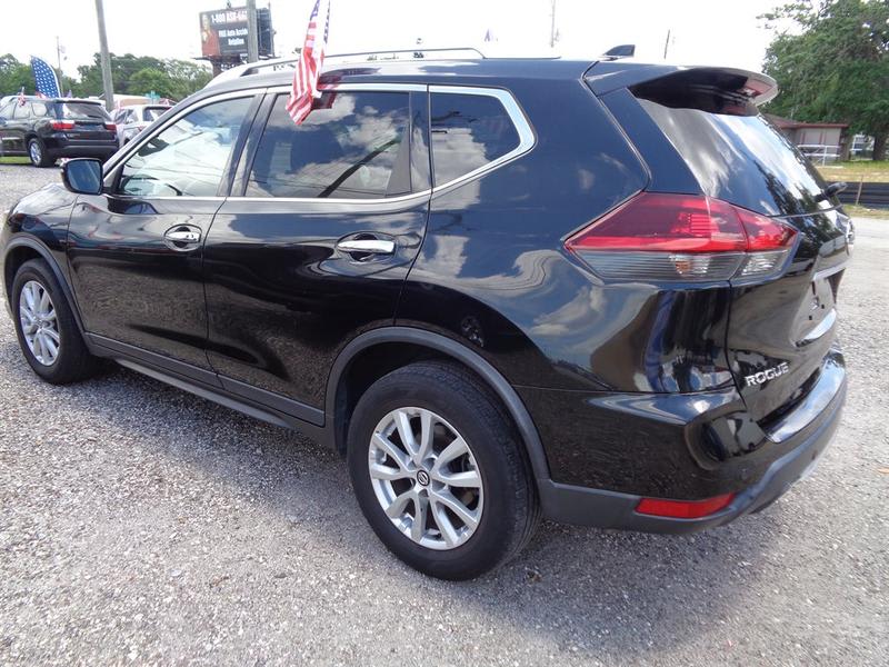 Nissan Rogue 2019 price $15,990