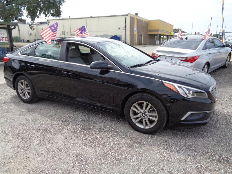 Hyundai Sonata 2017 price $6,990