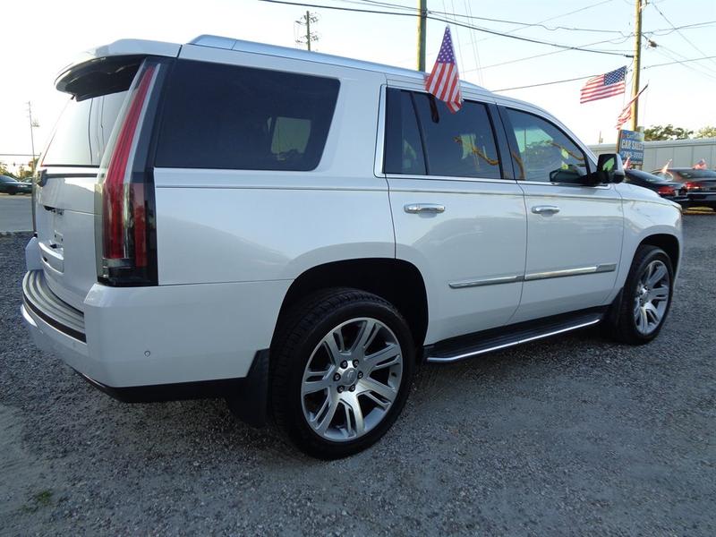 Cadillac Escalade 2017 price $27,900