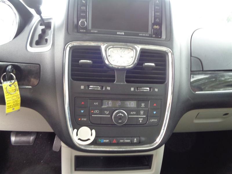 Chrysler Town & Country 2012 price $6,390