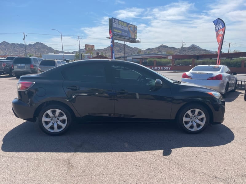 Mazda Mazda3 2011 price $5,999