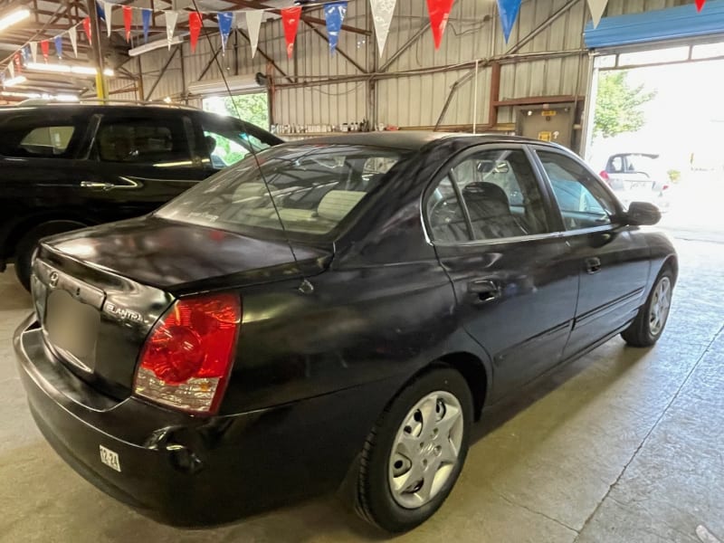 Hyundai Elantra 2005 price $1,995