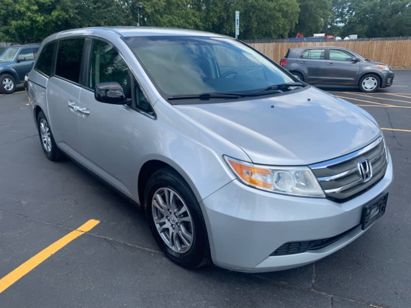 Honda Odyssey 2011 price $8,998