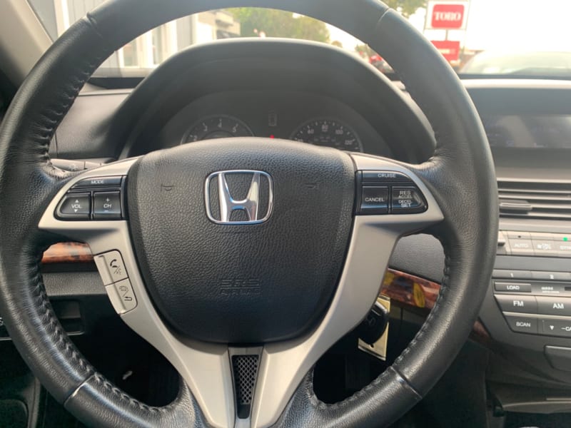 Honda Accord Crosstour 2011 price $10,498