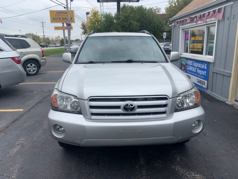 Toyota Highlander 2004 price $5,498