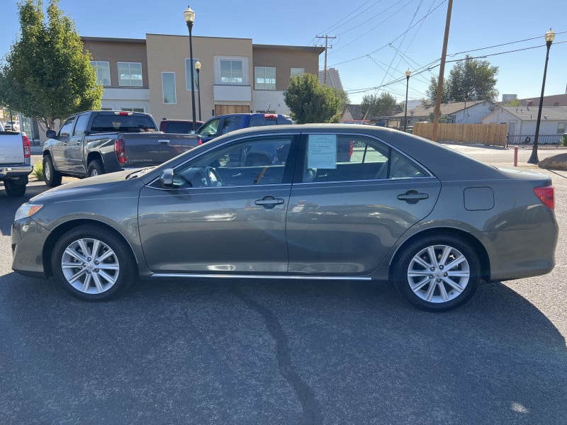 Toyota Camry 2014 price $15,995