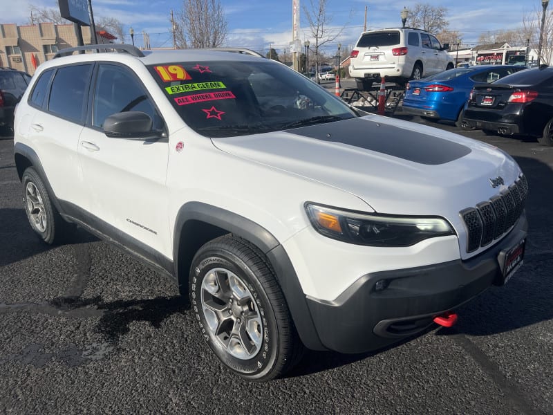 Jeep Cherokee 2019 price $22,995