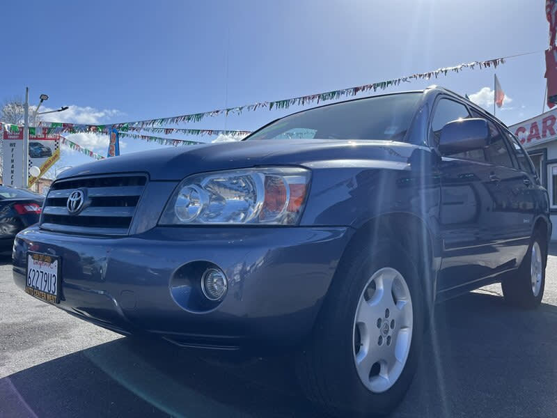 Toyota Highlander 2007 price $9,495