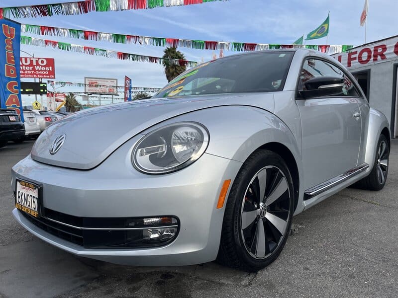 Volkswagen Beetle 2013 price $11,495