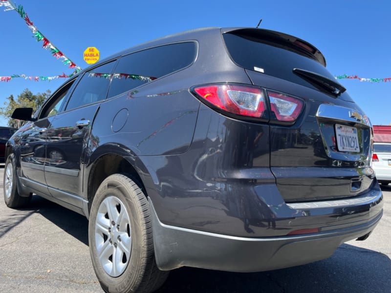 Chevrolet Traverse 2015 price $11,995