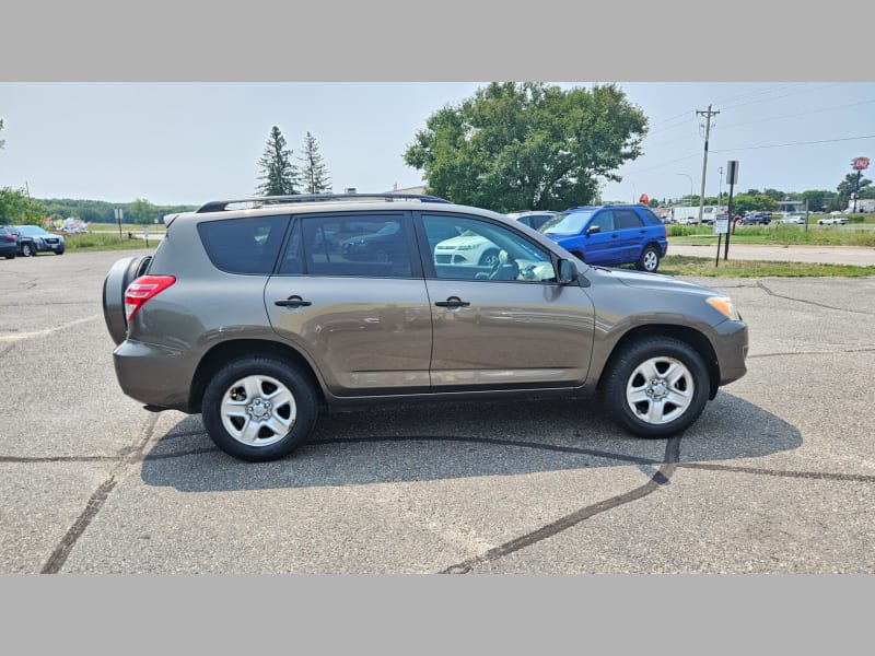 Toyota RAV4 2009 price $7,400