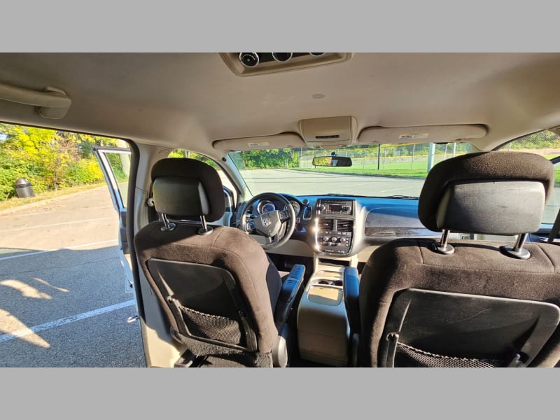 Dodge Grand Caravan 2014 price $7,995