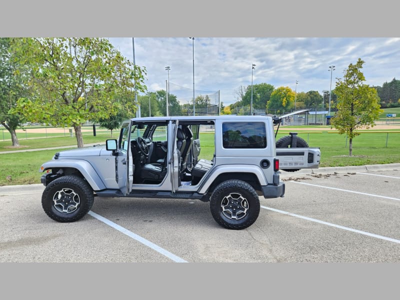 Jeep Wrangler Unlimited 2014 price $16,995