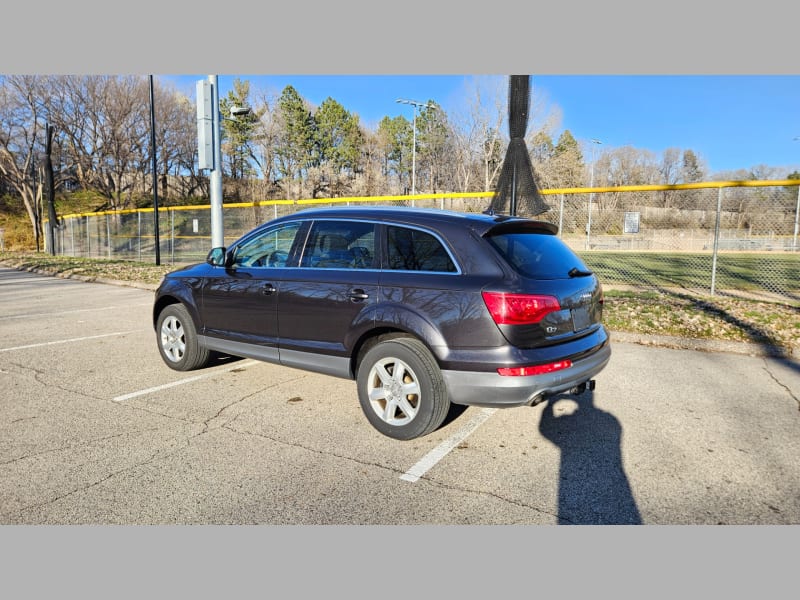 Audi Q7 2012 price $11,995